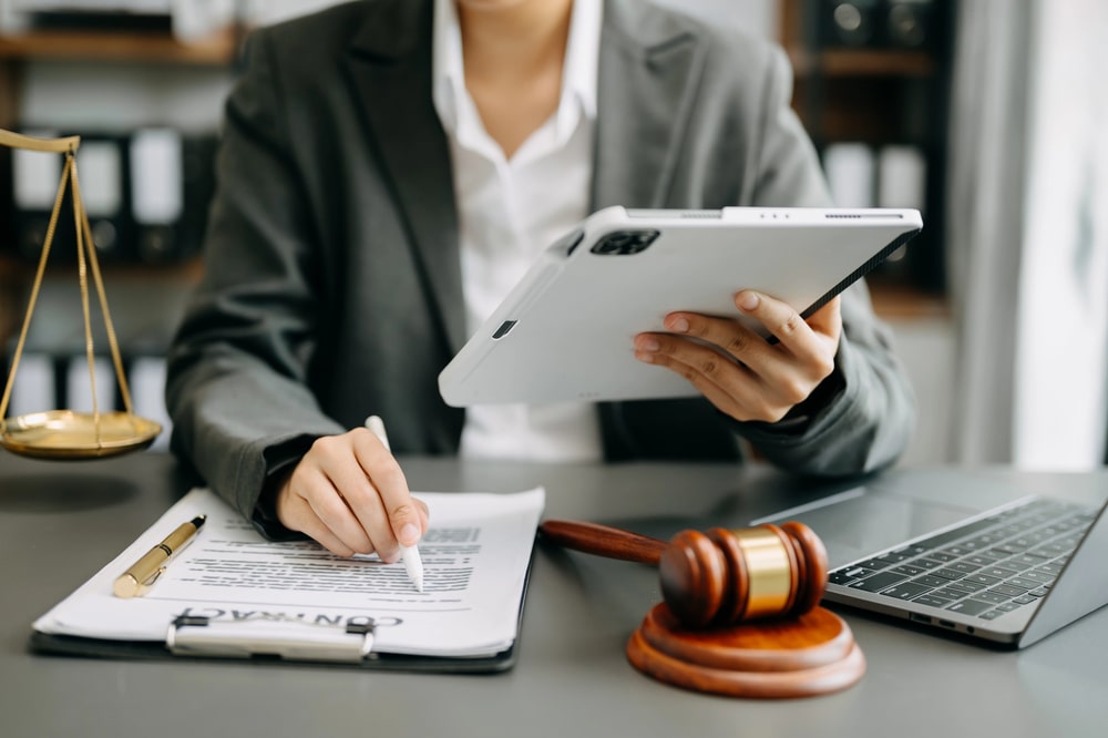 business lawyer Troy, MI