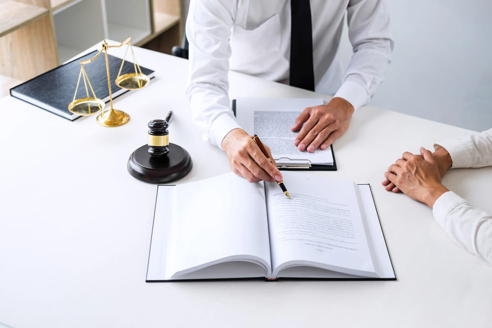 real estate lawyer West Bloomfield, MI
